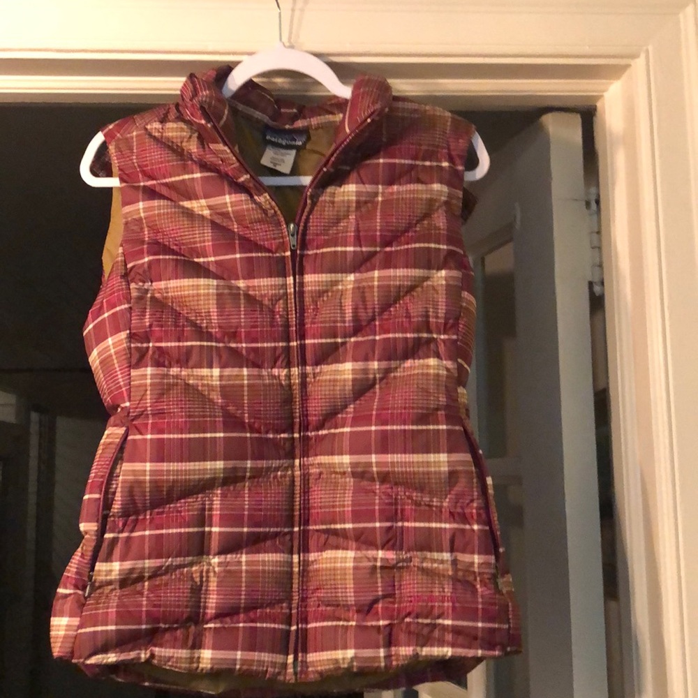 Patagonia puffer vest Plaid M. Detachable hoodie